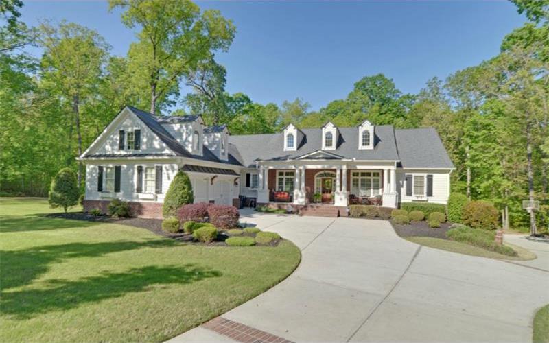 Hoschton Real Estate in The Springs At Chateau Subdivision