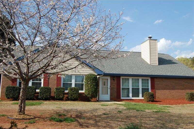 Atlanta Real Estate in General Ray Davis Middle School